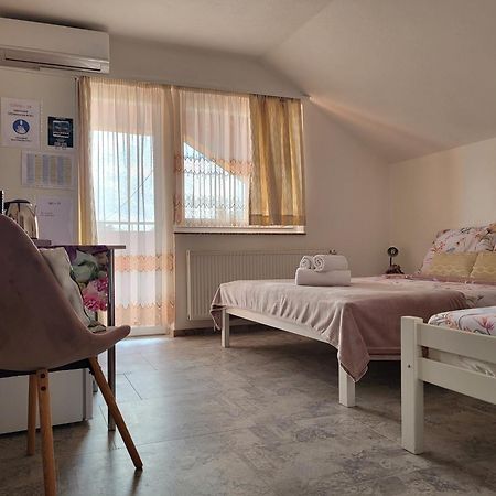 Rooms Sapina Кореница Екстериор снимка