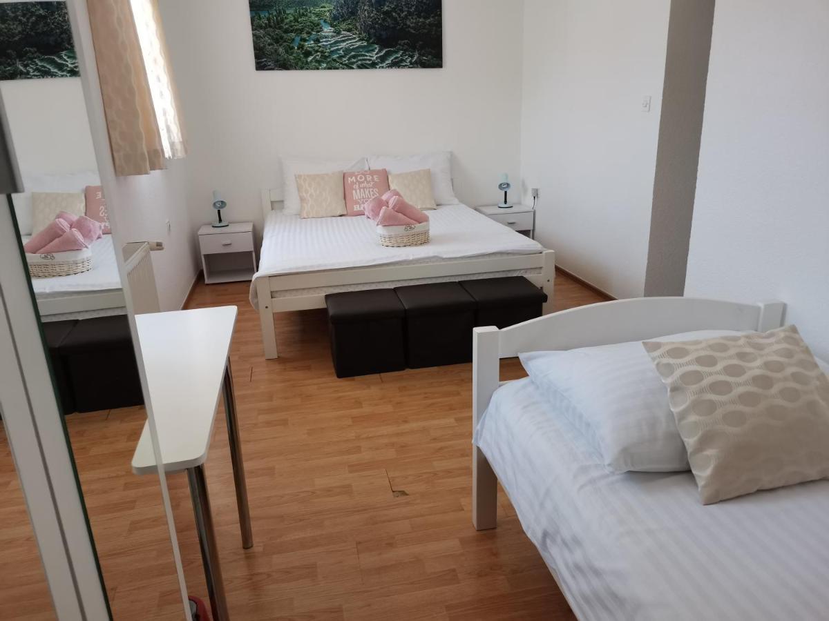 Rooms Sapina Кореница Екстериор снимка