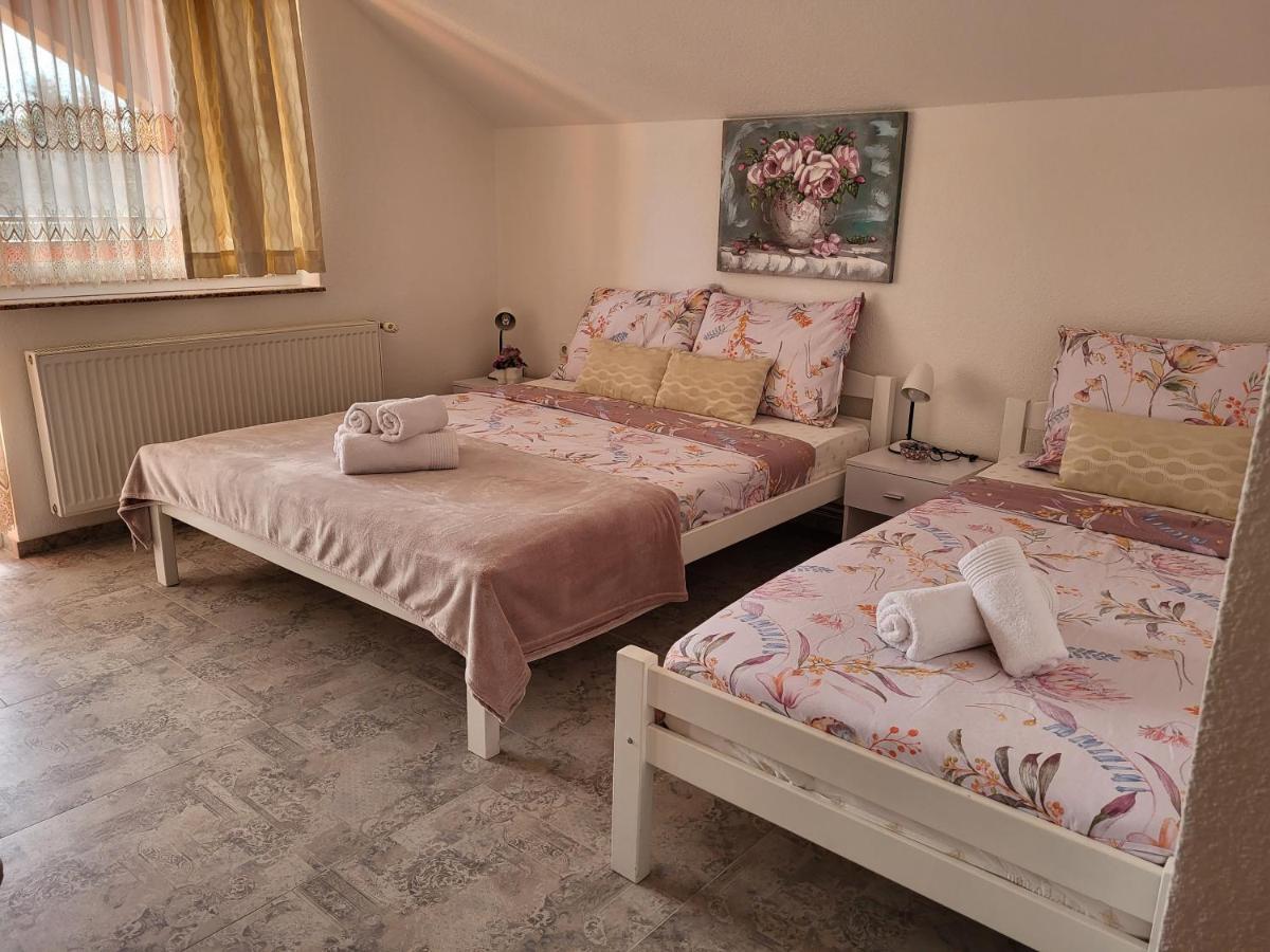 Rooms Sapina Кореница Екстериор снимка